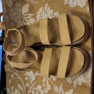 Esprit espedrille platform sandals.  Sz 9.5